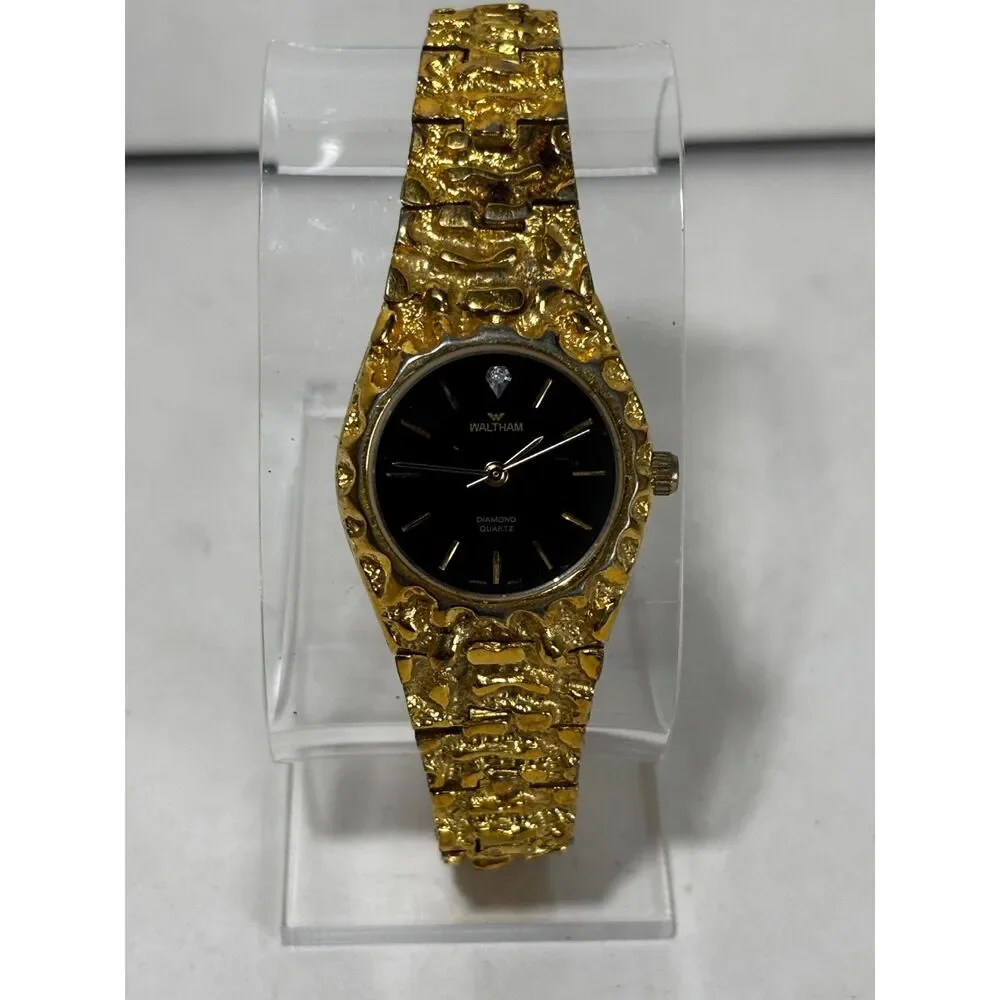 Vintage Waltham gold nugget type quartz women's watch, running